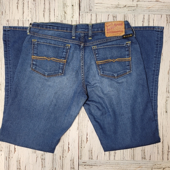 Lucky Brand Boot Cut Mid Rise Jean  Size 6 / 28 - Picture 3 of 10